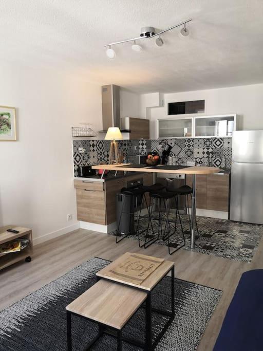 Apartament Les Arcades, T2 En Hypercentre La Rochelle  Zewnętrze zdjęcie
